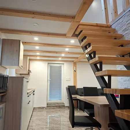 Sun House Luka 乡村民宿 Radmirje